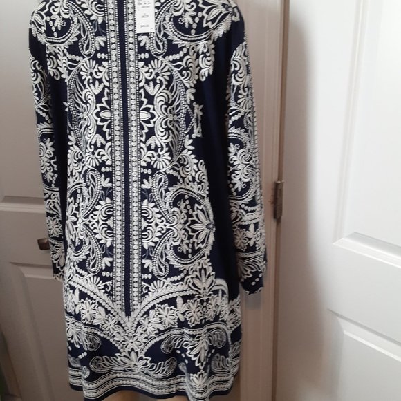 Avenue Navy and White Tunic Top 26/28 - Picture 9 of 13